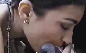 brunette,girls fuck animals